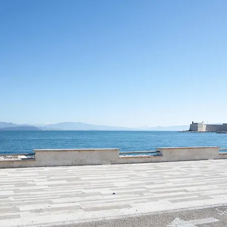 Apartment Dolce - Fronte Mare - Wifi- Centralissimo Ad Un Passo Da Tutto *